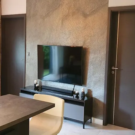 Lejlighed Ac Apartman